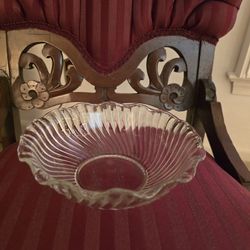 Clear Round Glass Bowl with Swirled Pattern and Ruffle Edges by Anchor Hocking