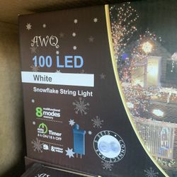 100 Led WHITE SNOWFLAKE STRING LIGHT 12each 3 Boxes