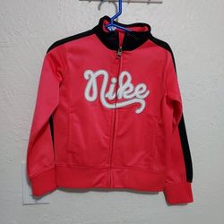 Nike girl clothes size 4