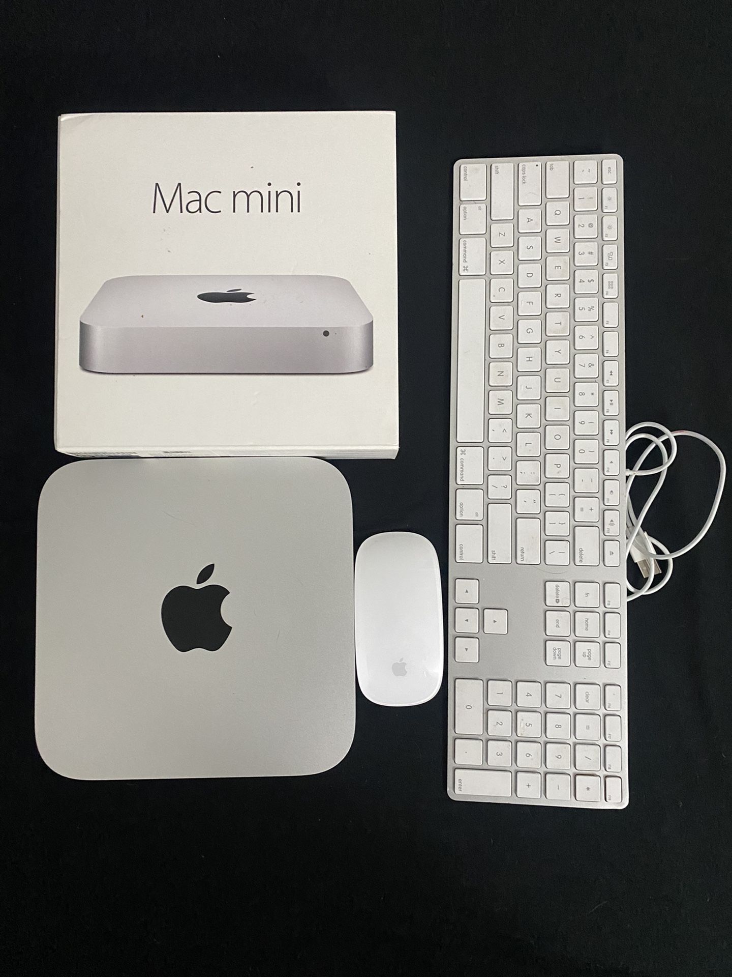 Mac Mini - Late 2014 Bundle w/ Magic Mouse / Keyboard