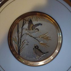 Vintage Japanese Small Collector's Plate With 22kt Gold Inlay