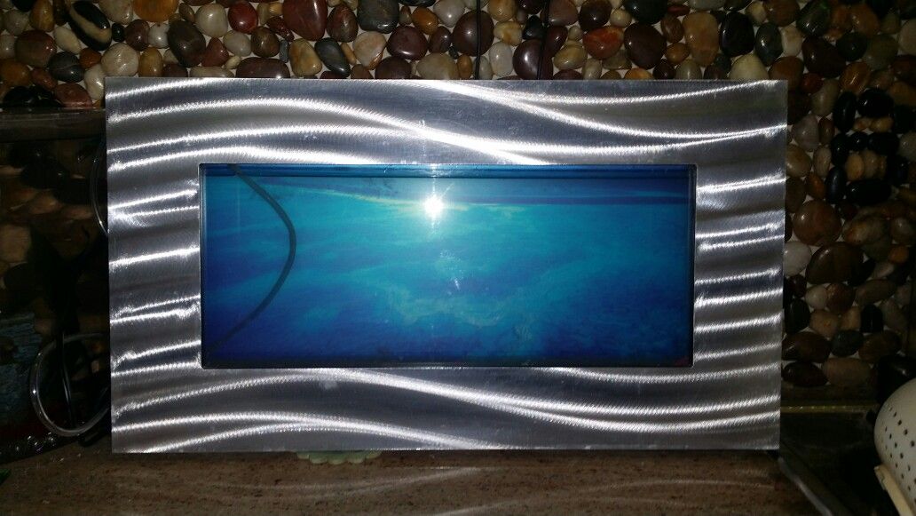 Bayshore 5 gallon Wall Mounted Fish Aquarium