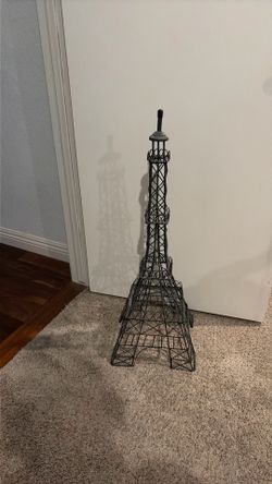 eiffel tower