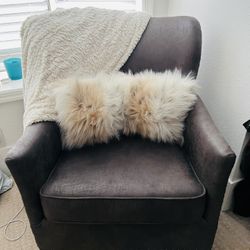 Accent Chair 