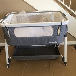 New Cowiewie Bedside Bassinet Sleeper Rocker