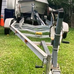 Trailer 20/23 Ft.  Boat.  Torsion Axle , Aluminum Bunks , Tires , Lights Paper In Hand.    1900.00.  Come Get It 