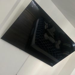 Hisense 75” $500 Brand New Tv 