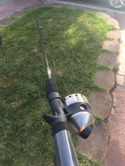 Tebco fishing pole with tebco reel medium light 5 ft 6 inches 2 piece