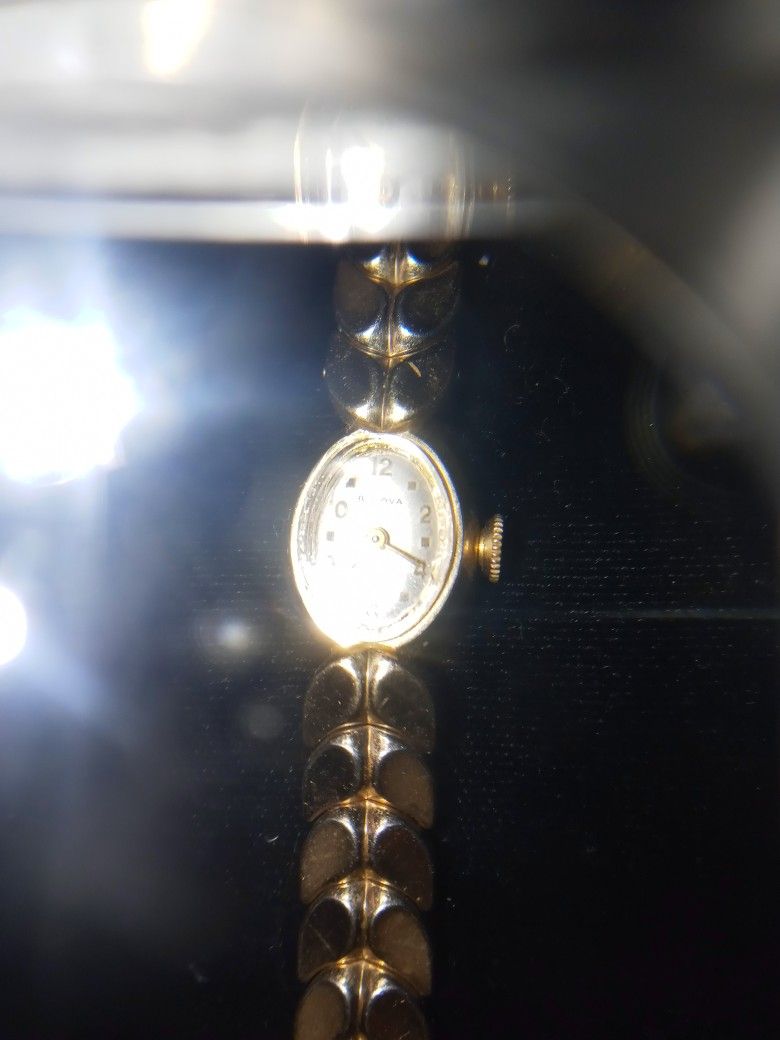 Women's Wind-up Watch Asking $100