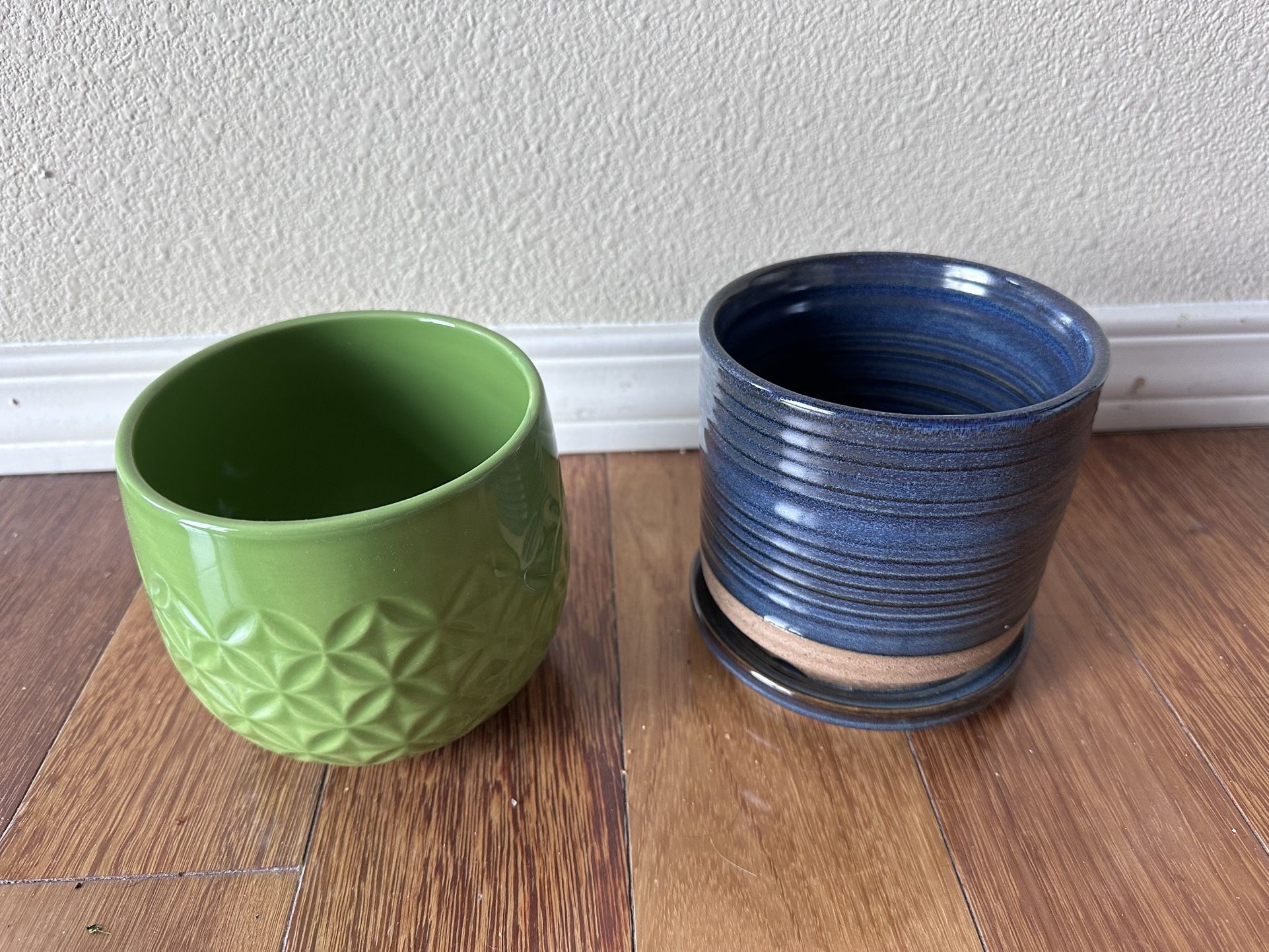 2 New Ceramic Planter /Pot 5”&4”