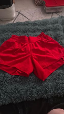 Lululemon Hotty Hot Low Rise 4” Shorts - Red