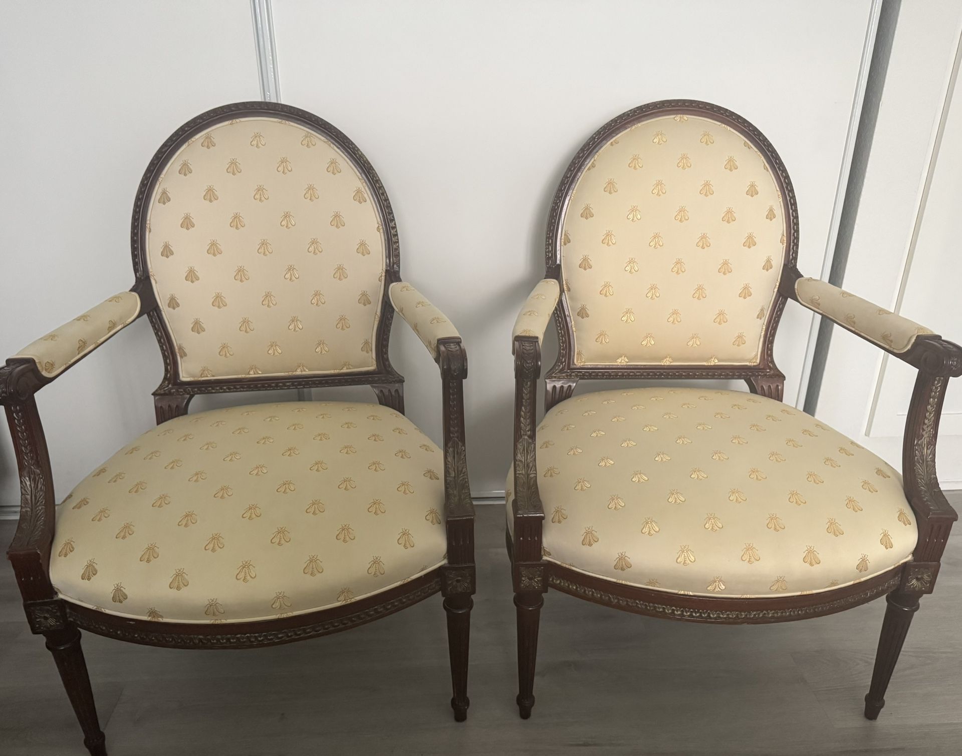 HICKORY CHAIR
