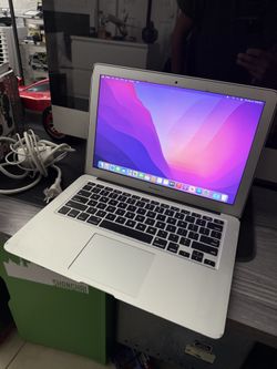Apple MacBook Air Laptop 2017