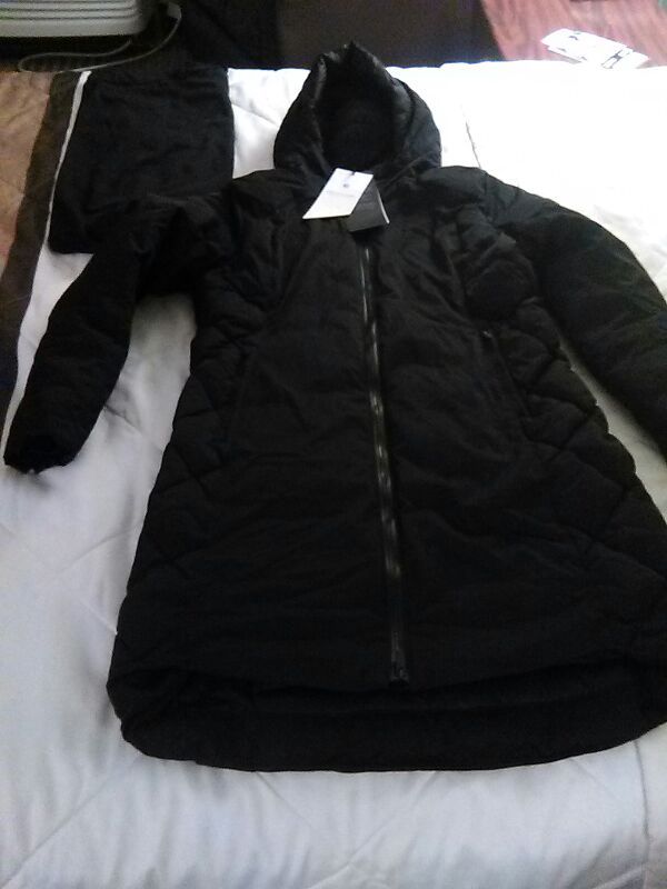 Lululemon FLUFF COLD PARKA