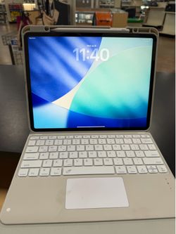 Apple tablet M3 2025