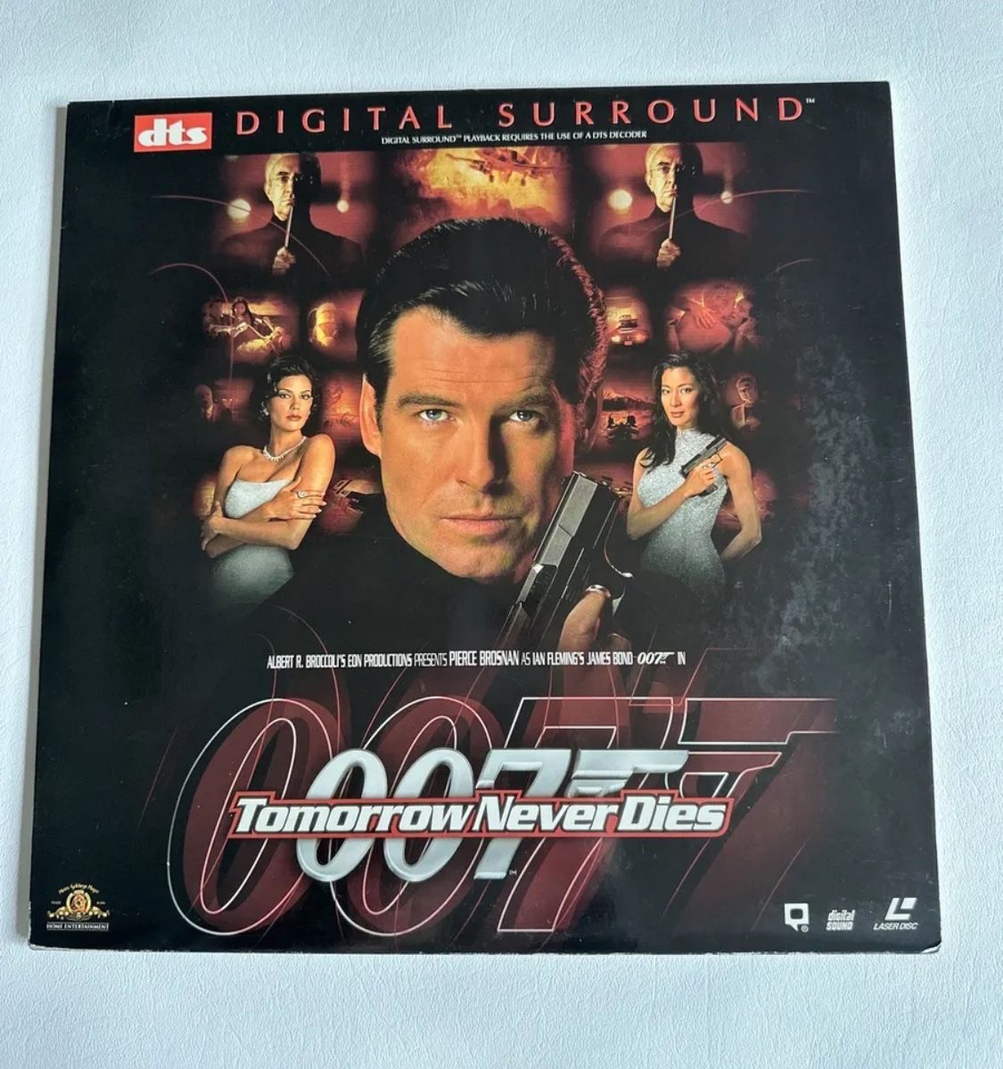 TOMORROW NEVER DIES 007 DTS 2 Laserdisc LD EXCELLENT CONDITION 0VERY RARE Disc