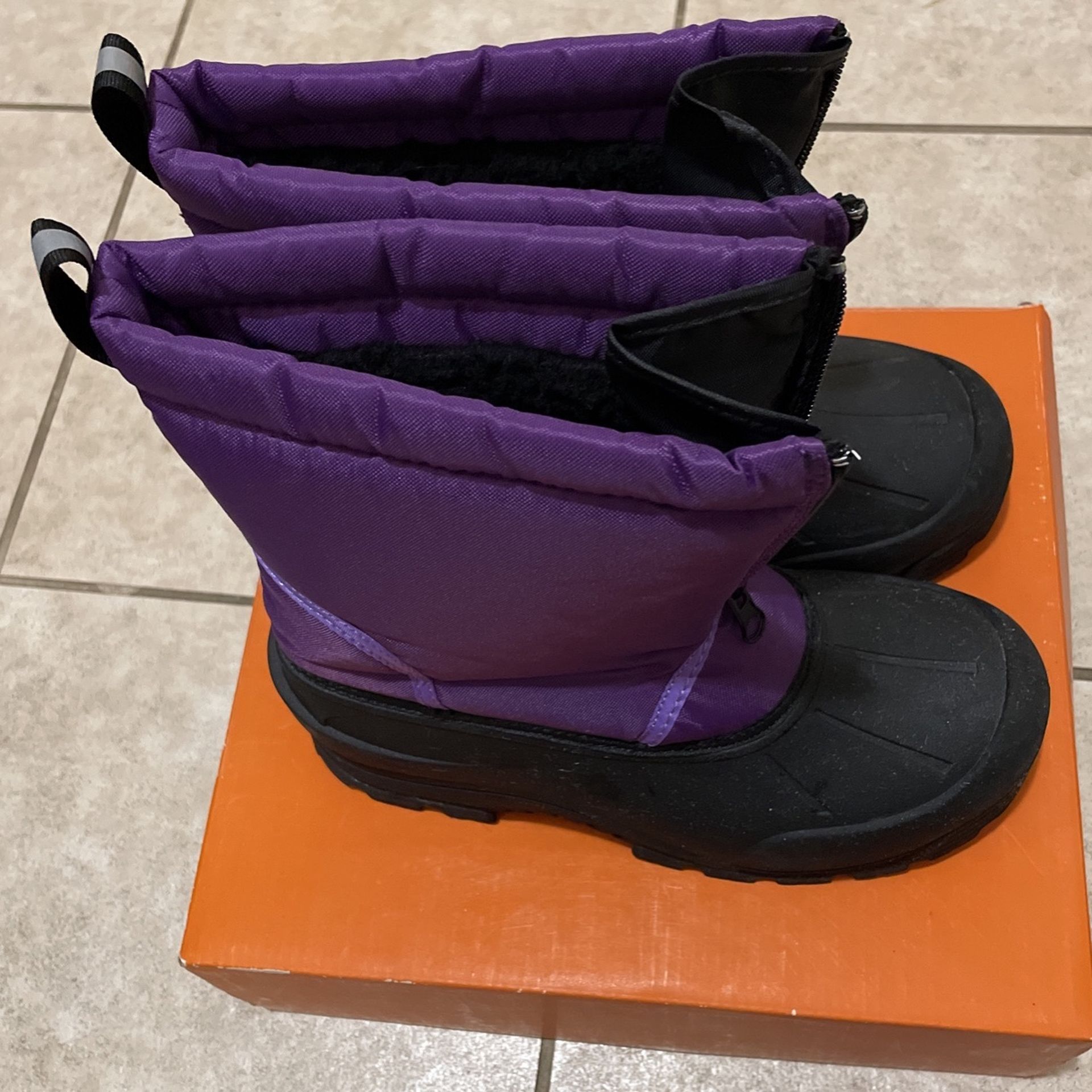 Girls Snow Boots Size 5