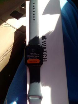 Brand new iPhone watch SE-3 44mm