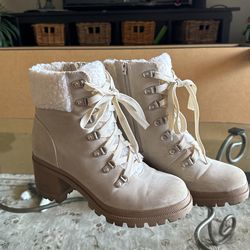 Women’s Boots