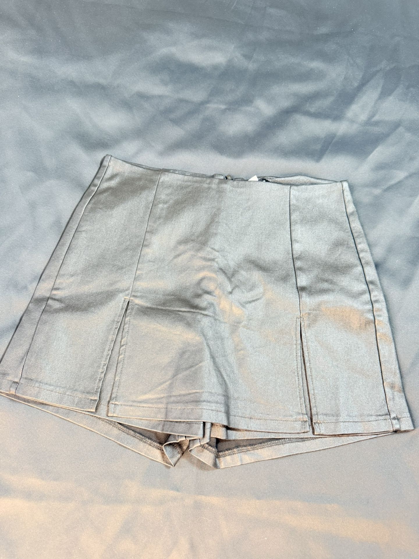 Faux leather skirt and Shorts with zipper in the back