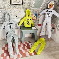 Barbie Clothes (read)