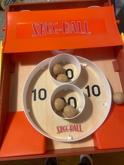 Skii ball game