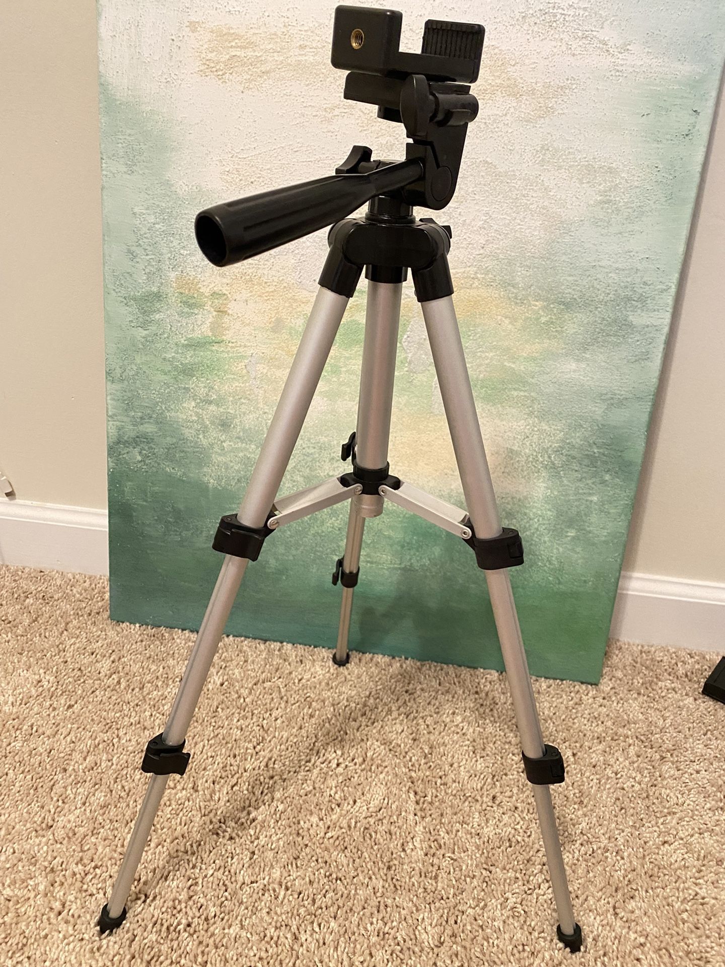 Camera Tripod (54cm)