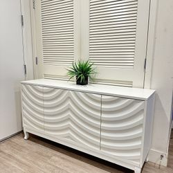 Elegant Sideboard Featuring Sophisticated Wavy Pattern Doors with Arched Groove D-40