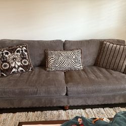 Matching 2 Sofa Set