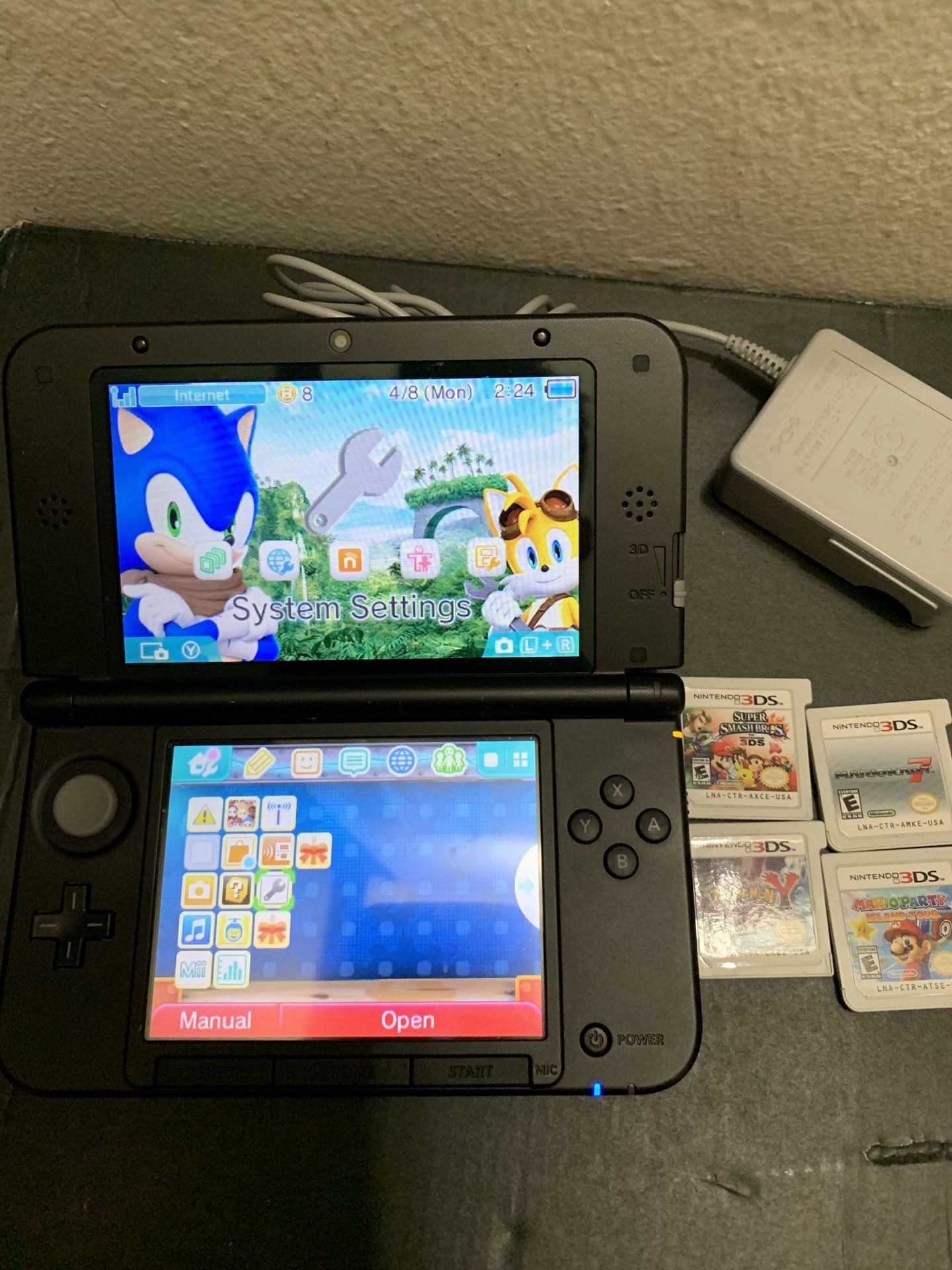 Nintendo 3DS XL w/ games bundle deal