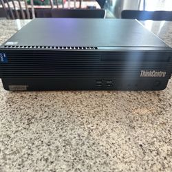 Lenovo ThinkCentre M70s (with 12th gen i5)