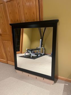 Dresser mirror