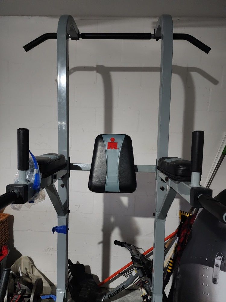 Ironman Roman Chair