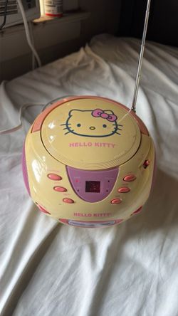 Hello kitty boombox