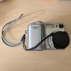 Nikon COOLPIX e43000