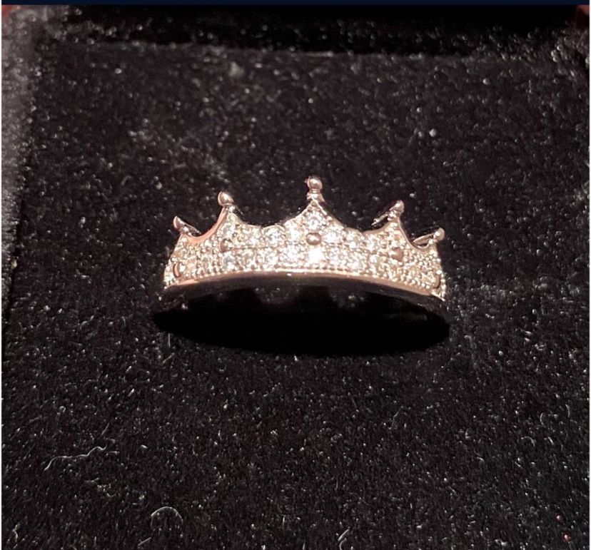 Crown Ring S925 Size 6, 6.5, 7.5, 8 & 9