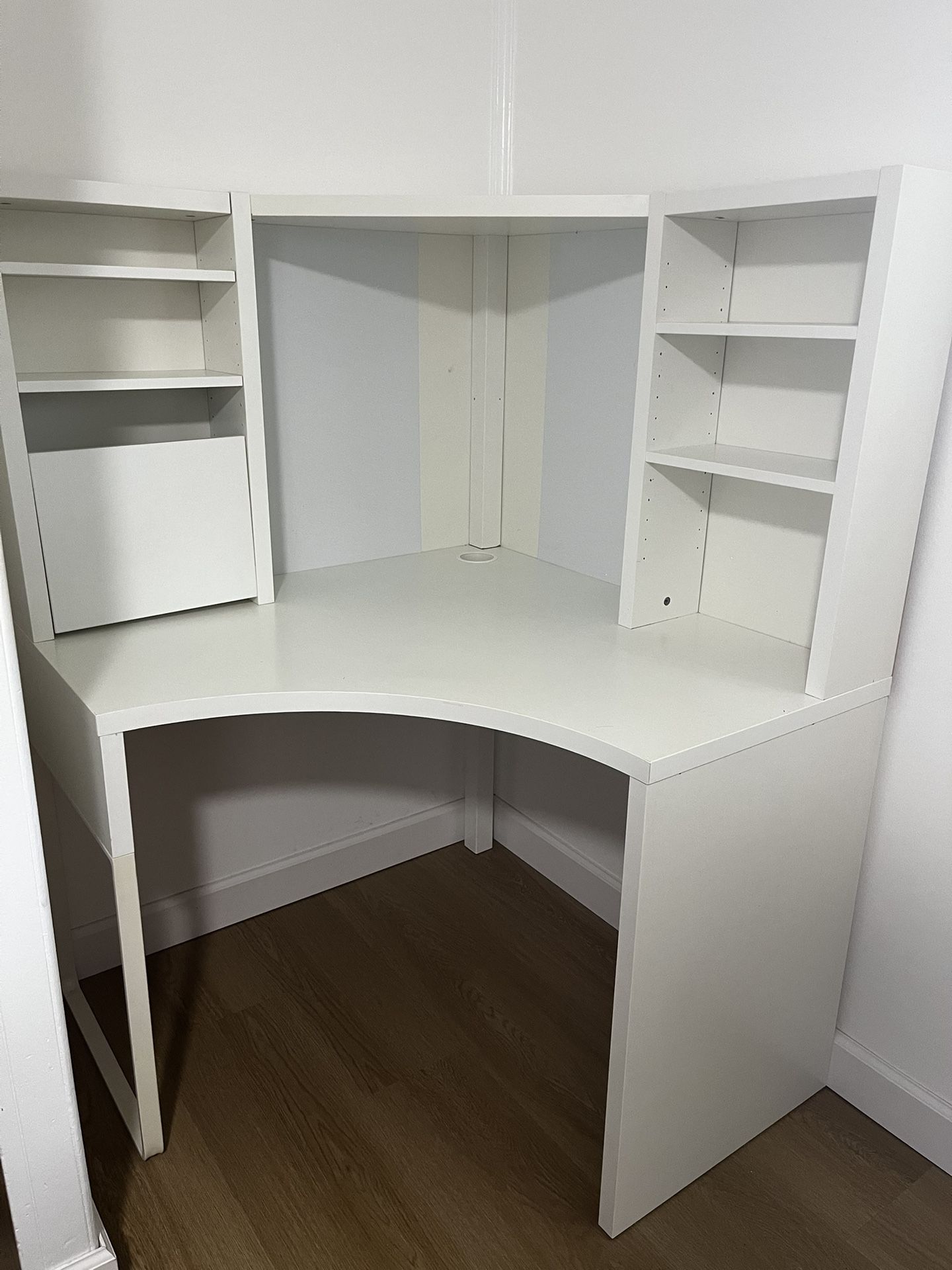 Ikea Micke Corner Desk