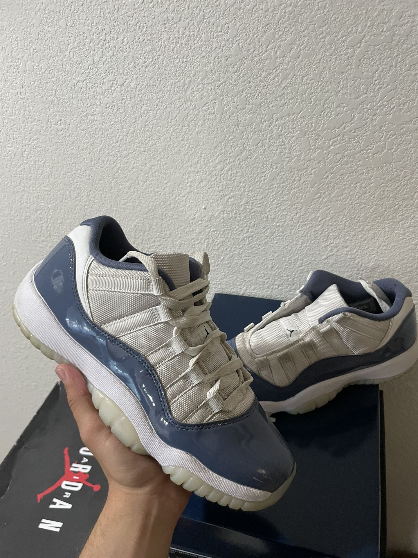 Jordan 11 Low Diffused Blue 6.5y
