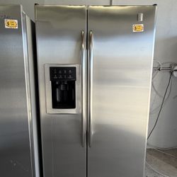 GE 36” SIDE BY SIDE REFRIGERATOR 
