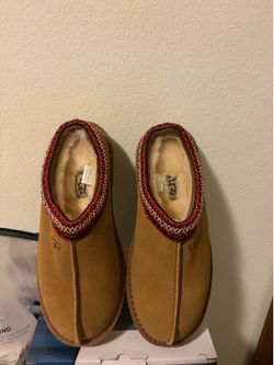 Ugg dm if interested