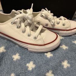 Brand New Youth Converse – Size 11.5!