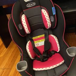 Graco Extend2Fit Convertible Car Seat – Pink/Black – Gently Used!