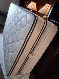 FULL  SIZE MATTRESS