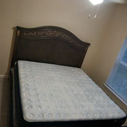 King Size Bed  (Mattress Not Included) Brand New In The Box 300 Obo