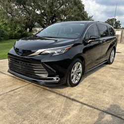2024 Toyota Sienna platinum