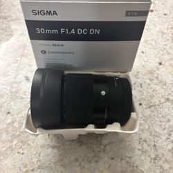 SIGMA 30mm F1.4 DC DN (X-Mount)