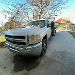 Chevy Flatbed 3500 