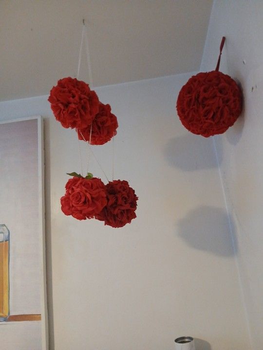 Rose Balls Fake Roses