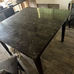 Marbel Black Table