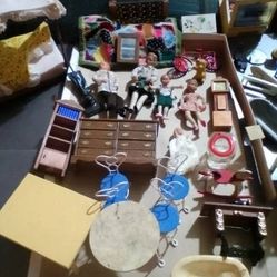Vintage Dollhouse Furniture Etc